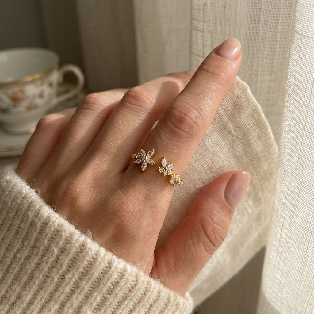 Lumi Fleur Ring