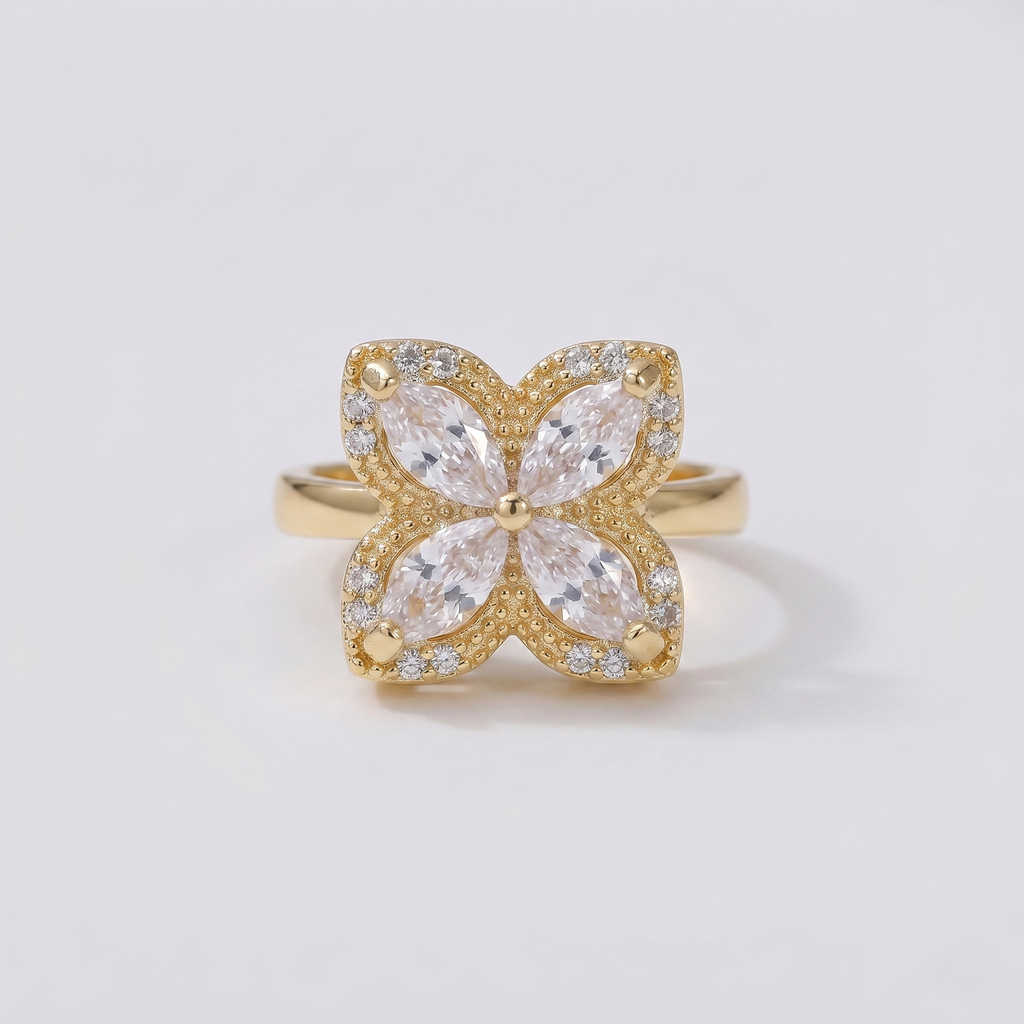 Camélia Royale Ring
