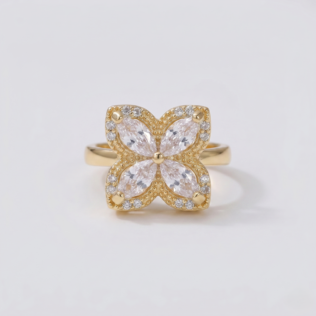Camélia Royale Ring