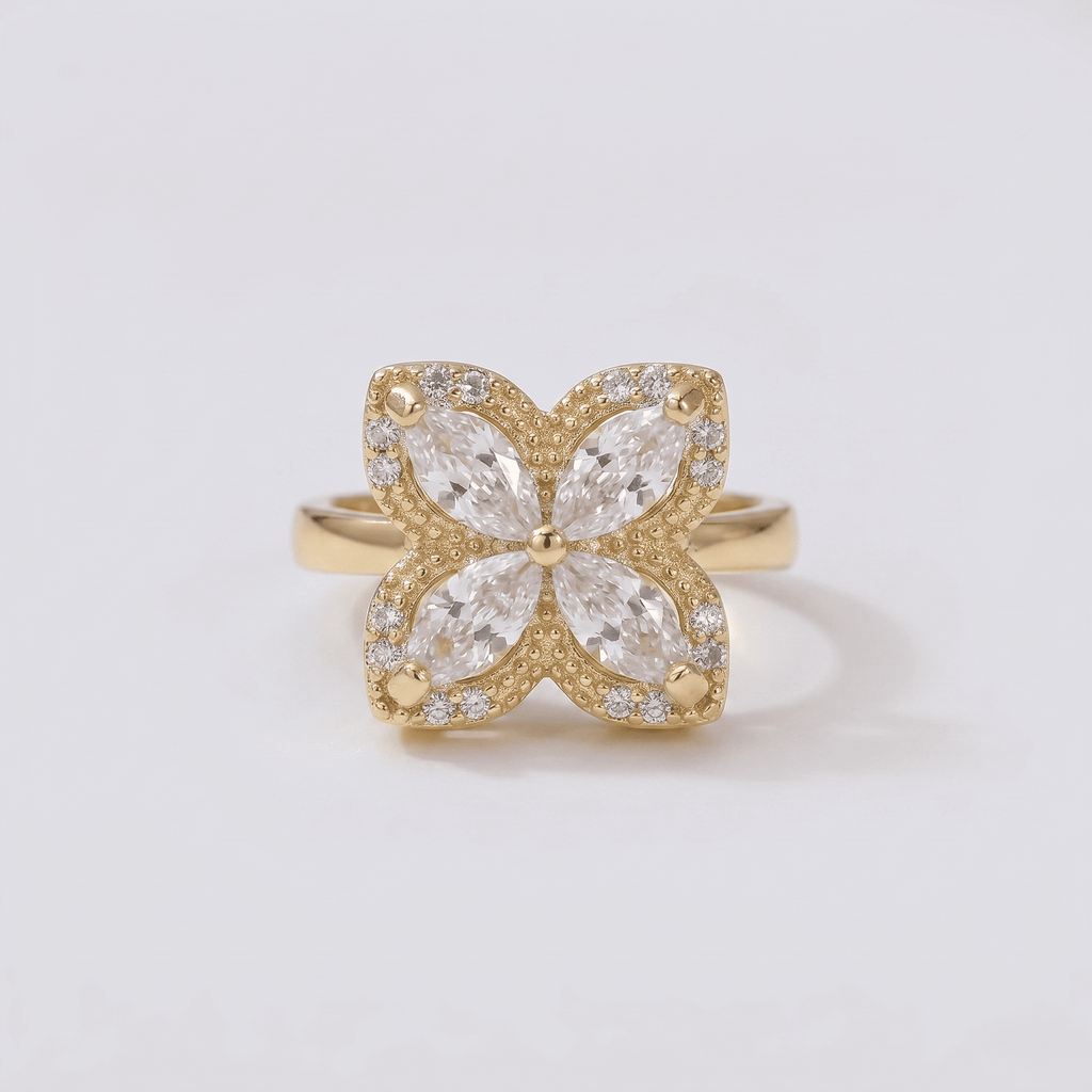 Camélia Royale Ring