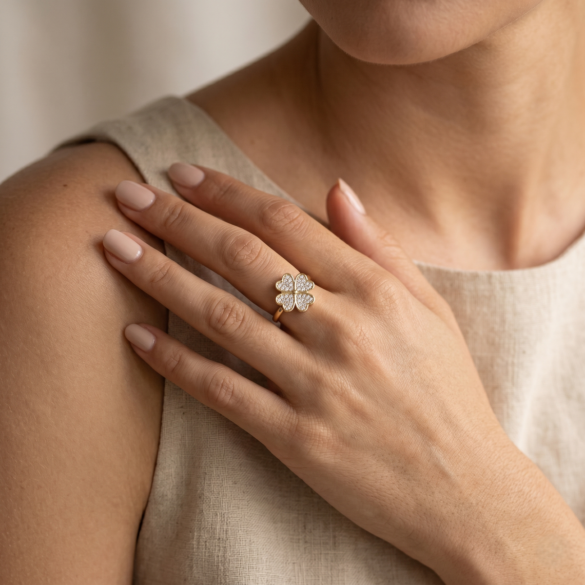 Clover Lumière Ring