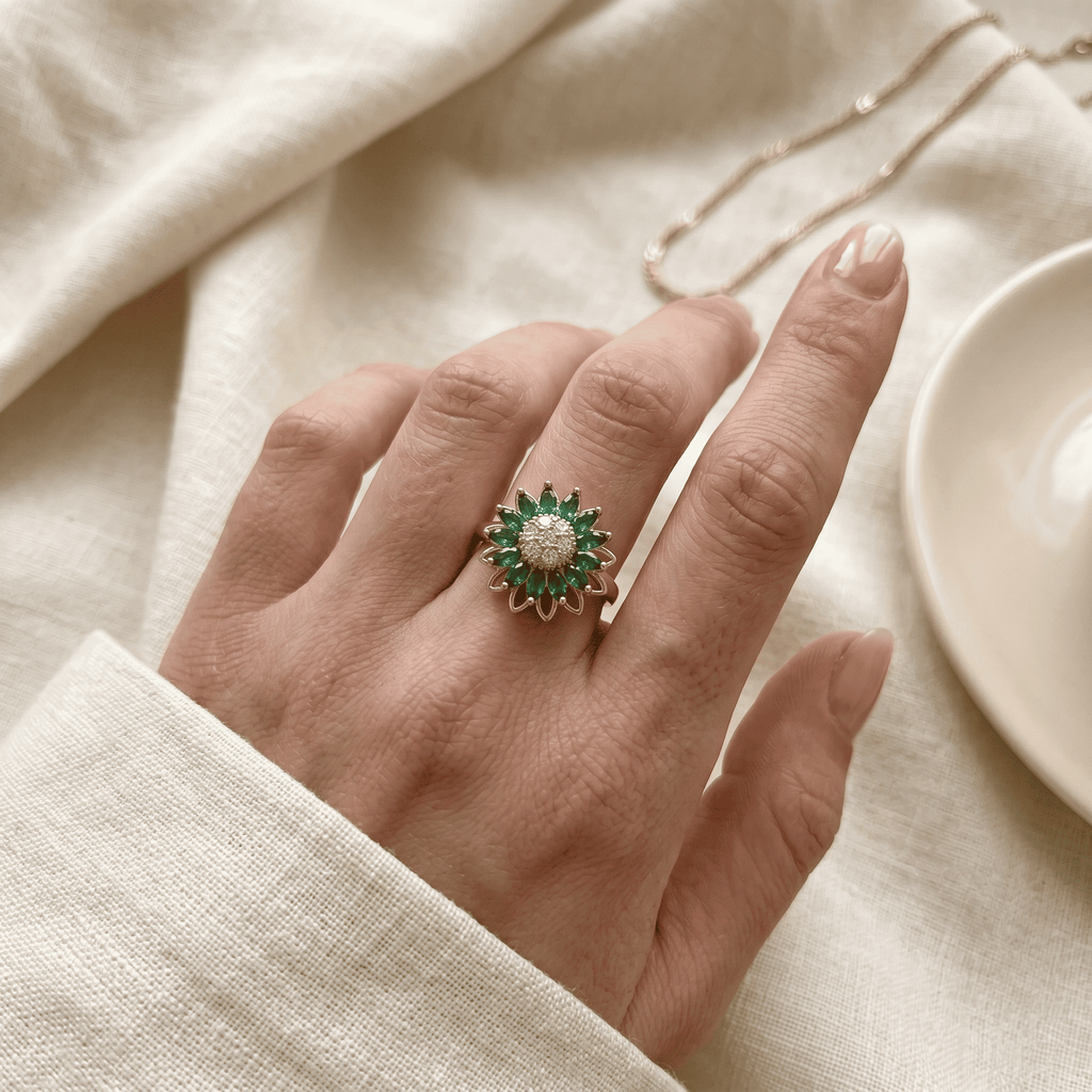 Emerald Fleur Ring