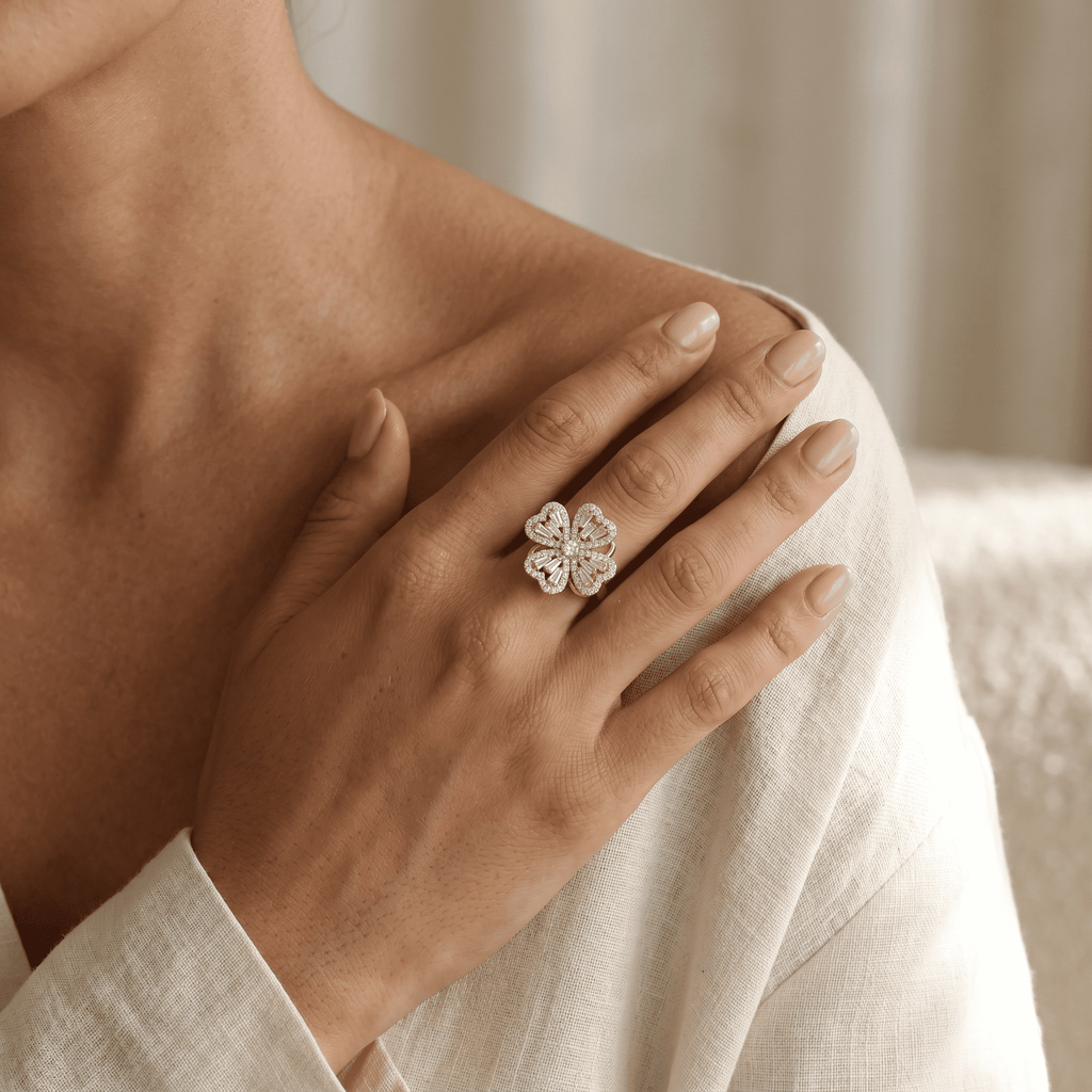 Lumi Petal Ring