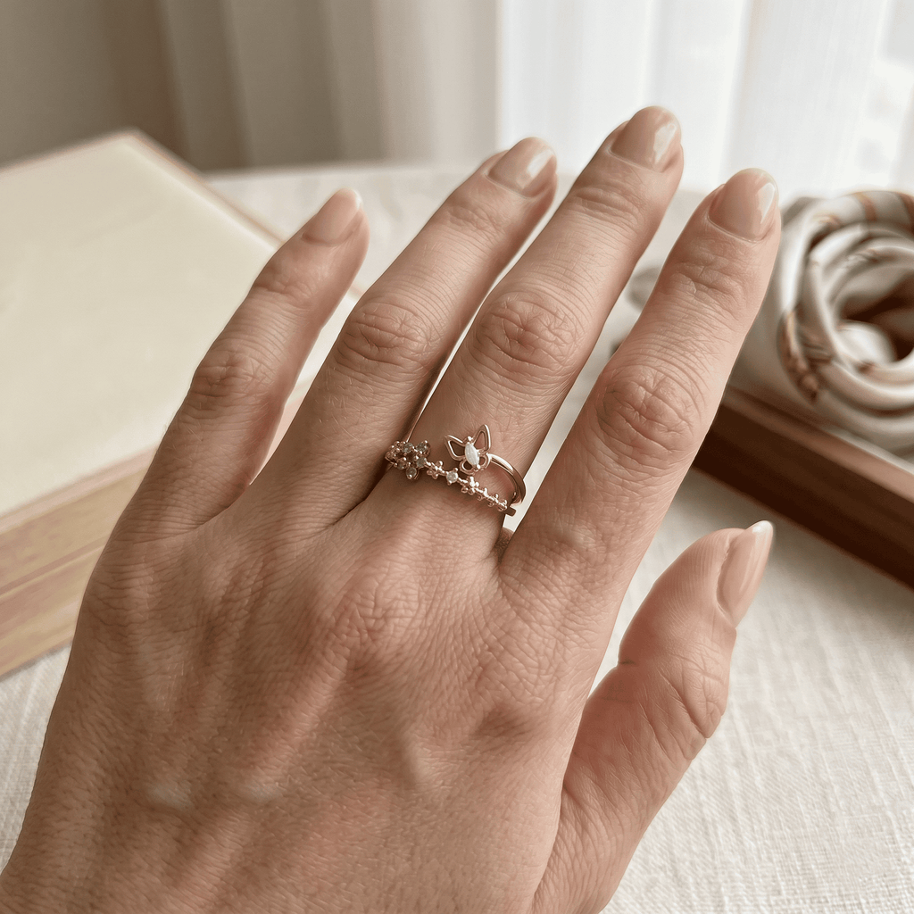 Papillon Lumière Ring