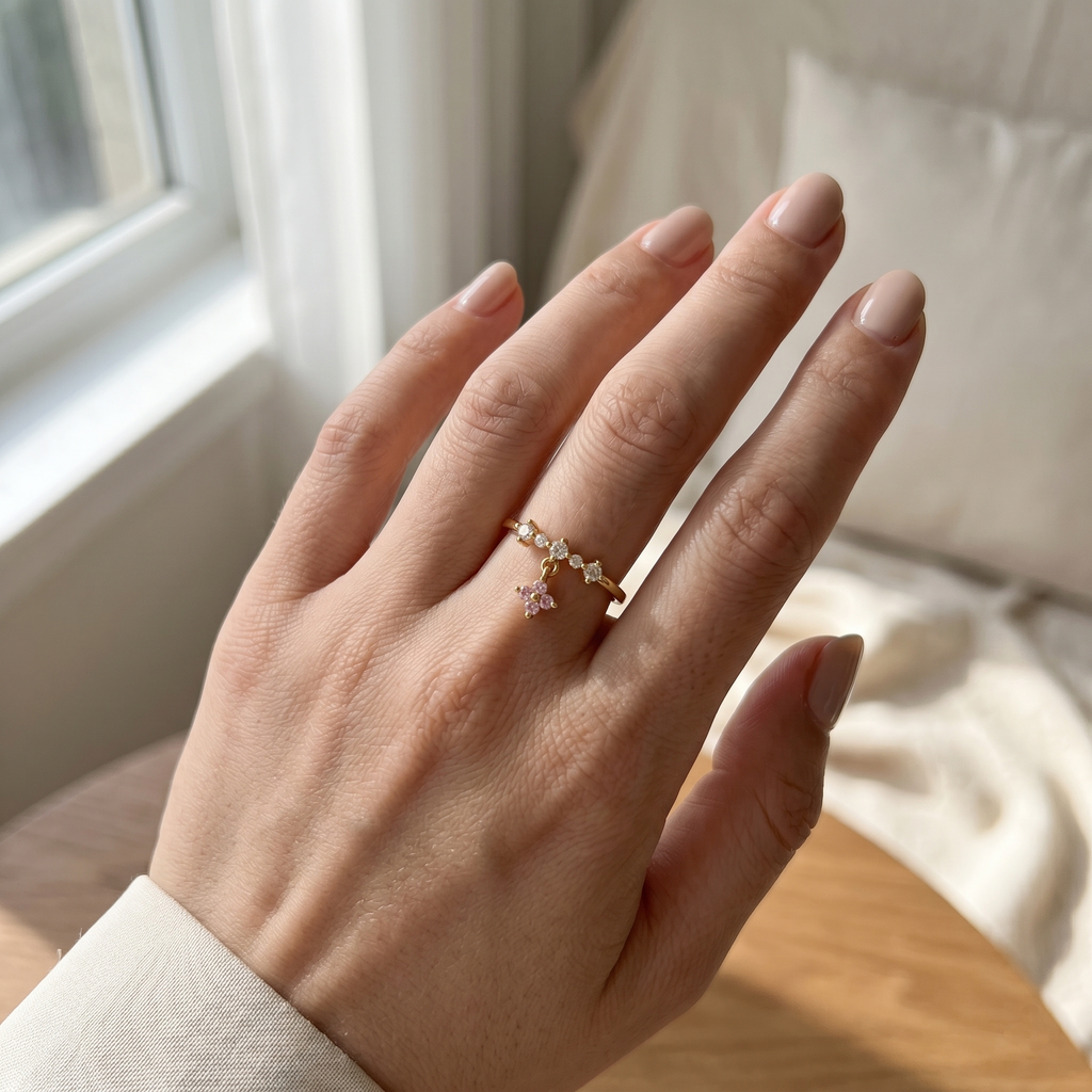 Petite Fleur Ring